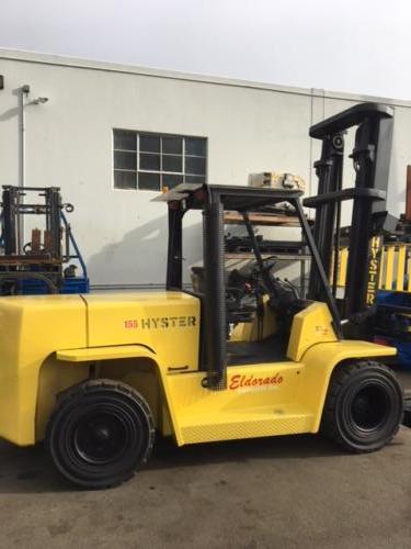 Pneumatic forklift