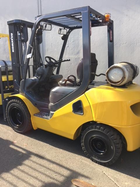 High capacity pneumatic forklift